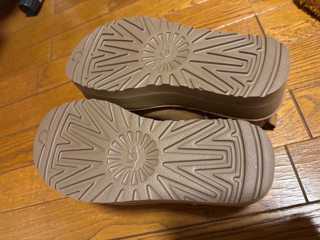 UGG 厚底 ブーツ