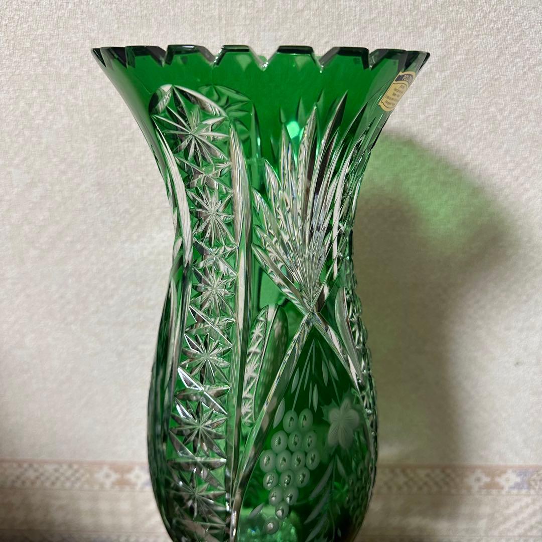 POLONIA ポロニア 緑色 クリスタルガラス フラワーベース 花瓶
