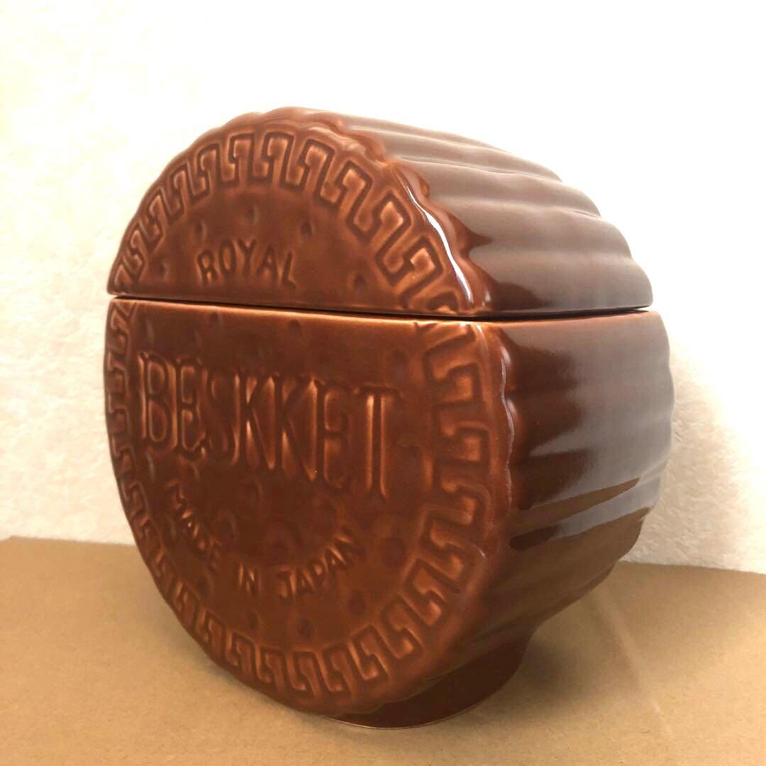 KOMADA  陶器 インテリア 小物入れ ビスケット型