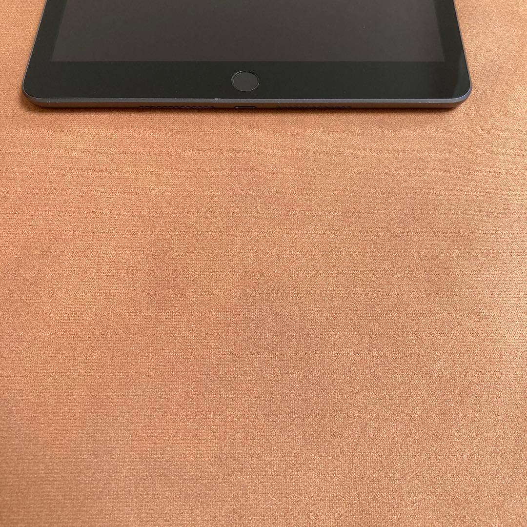 3122【早い者勝ち】電池最良好☆iPad7第7世代 32GB WIFIモデル☆