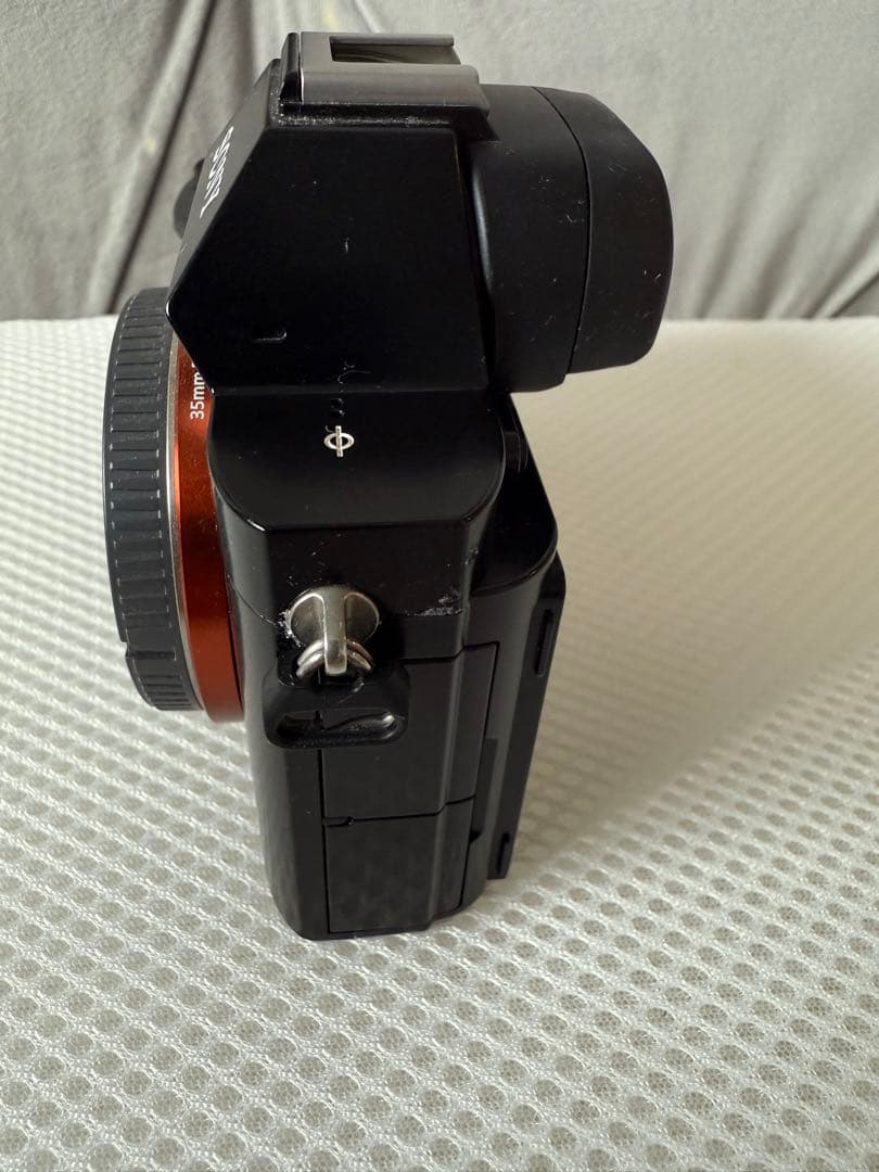 SONY α7S ミラーレスカメラ + 24-70mm ズームレンズ付き