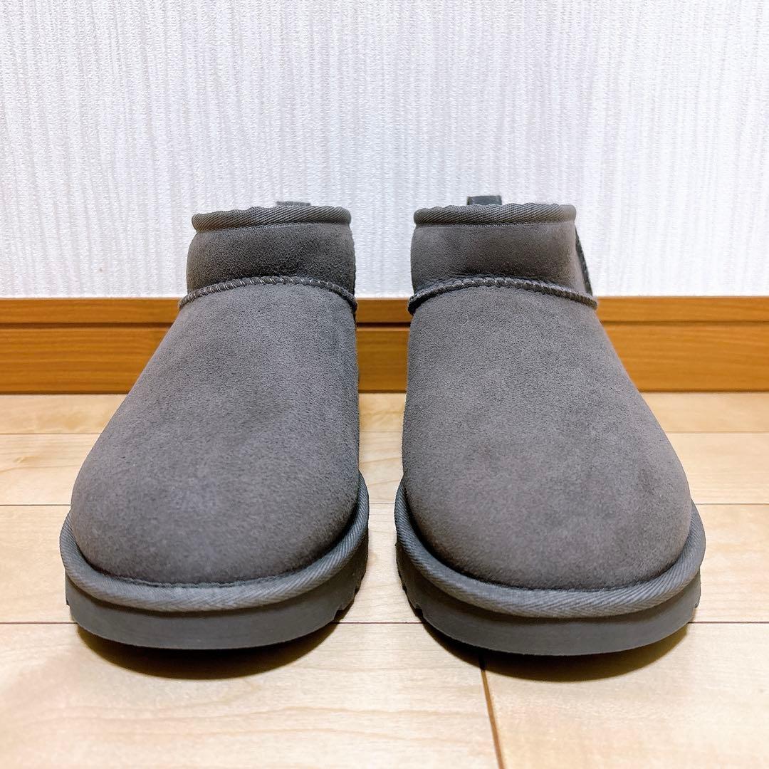 未使用シール付き◎送料込み/匿名配送◎UGG ウルトラミニ　ムートンブーツ