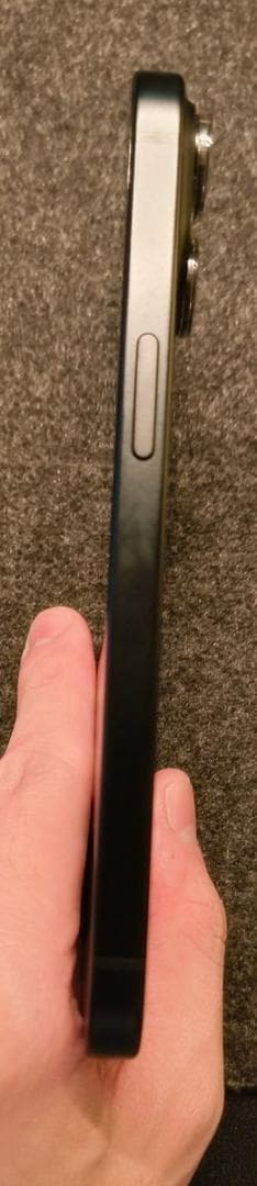 【美品】iPhone15 128gb SIMフリー