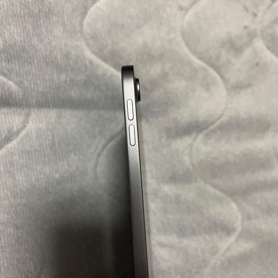 iPad Air4 本体ケース付き