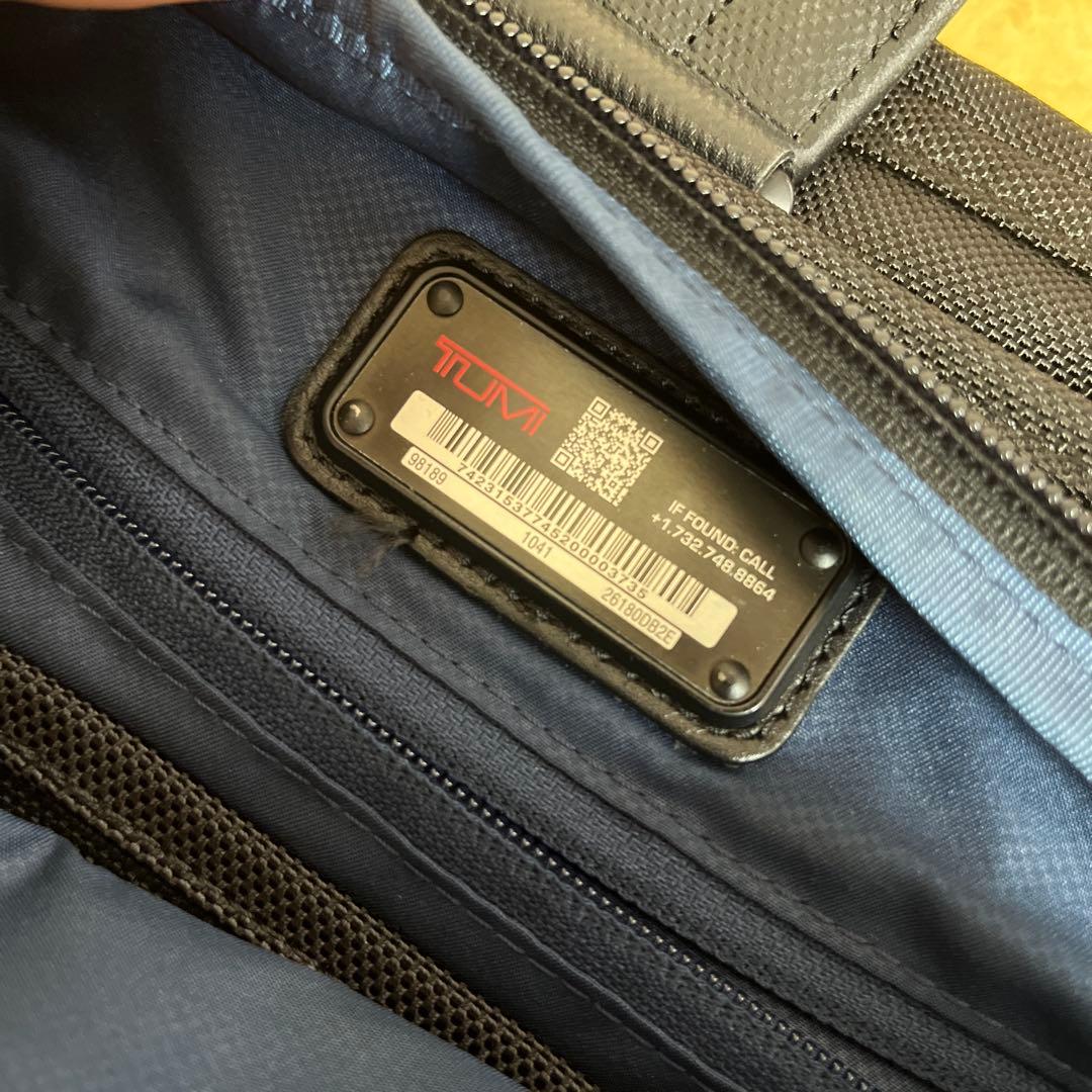 TUMI トゥミビジネス3wayバッグ 伊勢丹別注ブラック×ネイビー