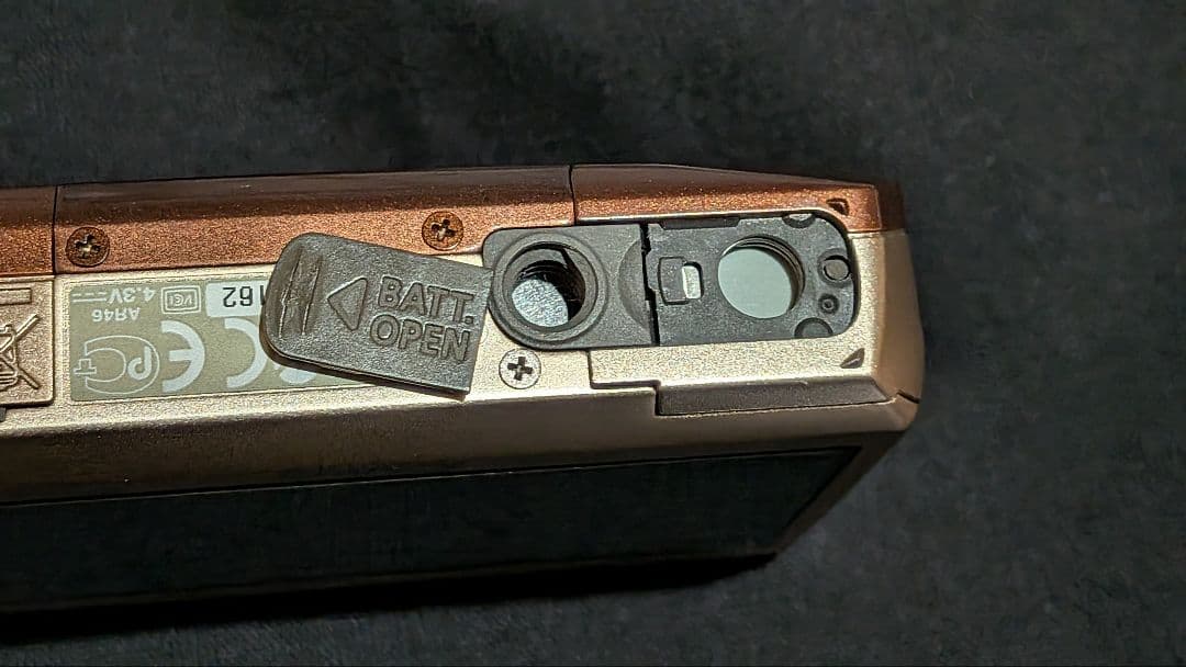 デジカメ　キャノンIXY50S