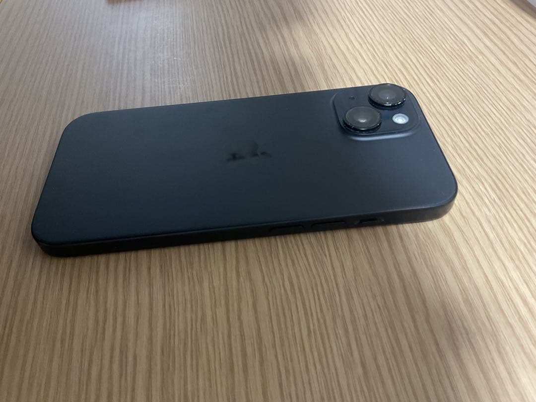 【美品】Apple iPhone 15ブラック 本体 Appleストアで購入
