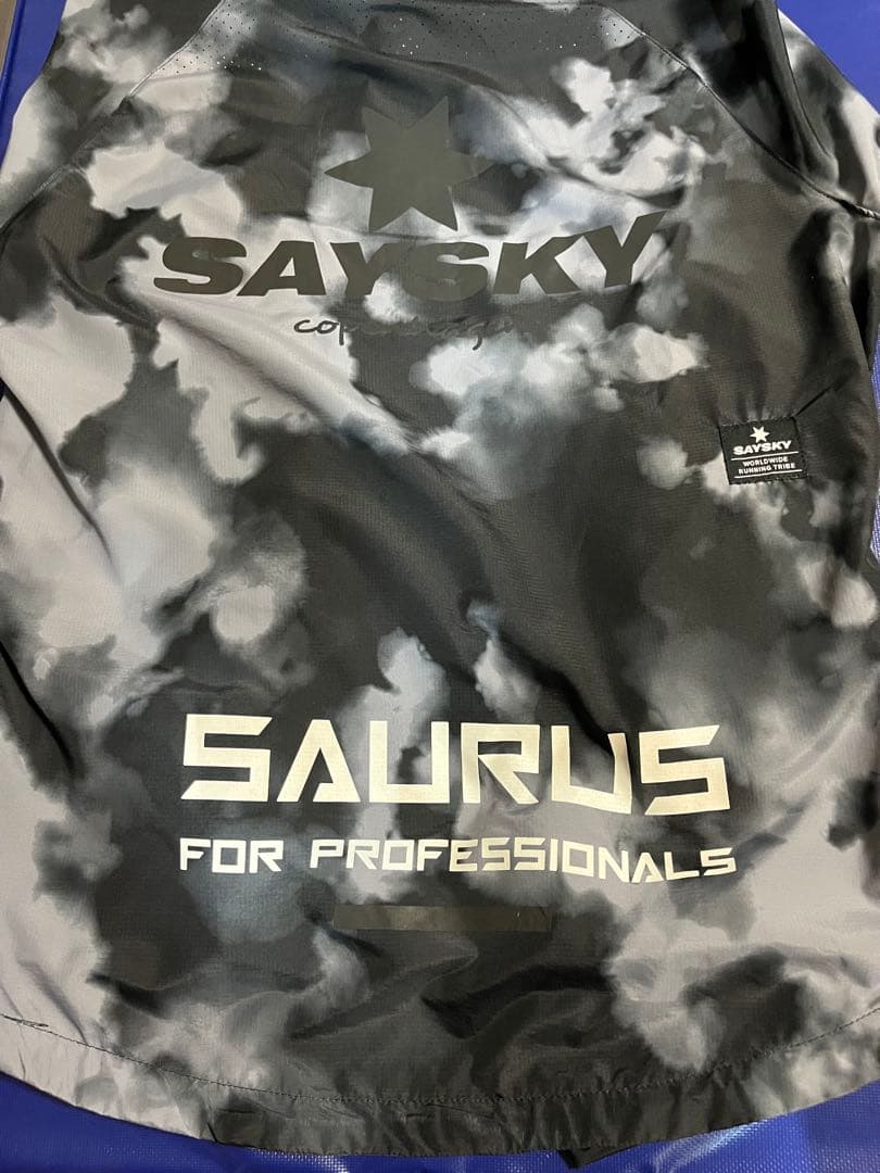 SAYSKY セイスカイ×アミノサウルスコラボジャケット 【XS】