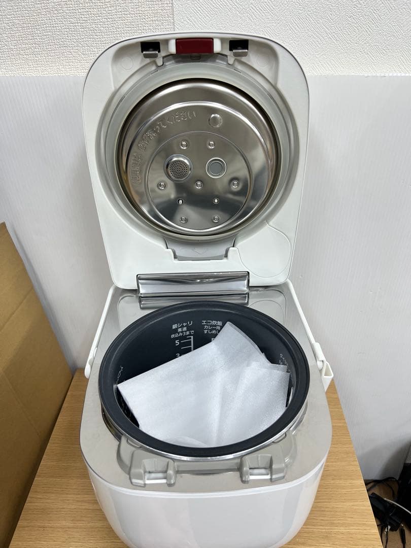 Panasonic 可変圧力IHジャー炊飯器 SR-PW106 2017年製