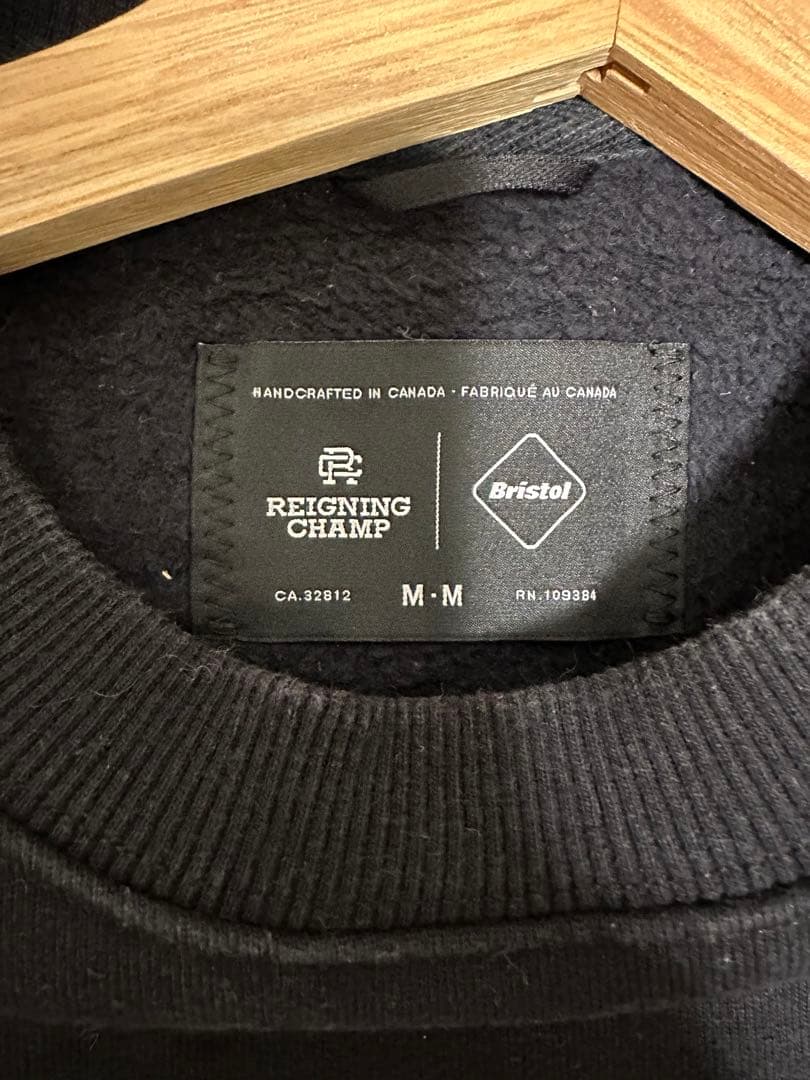 Bristol×rainingchamp コラボトレーナー