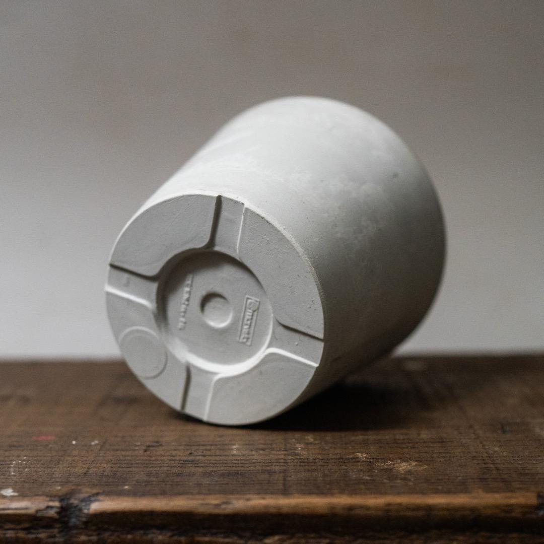 BOTANIZE × Backside works. プラ鉢 グレイ