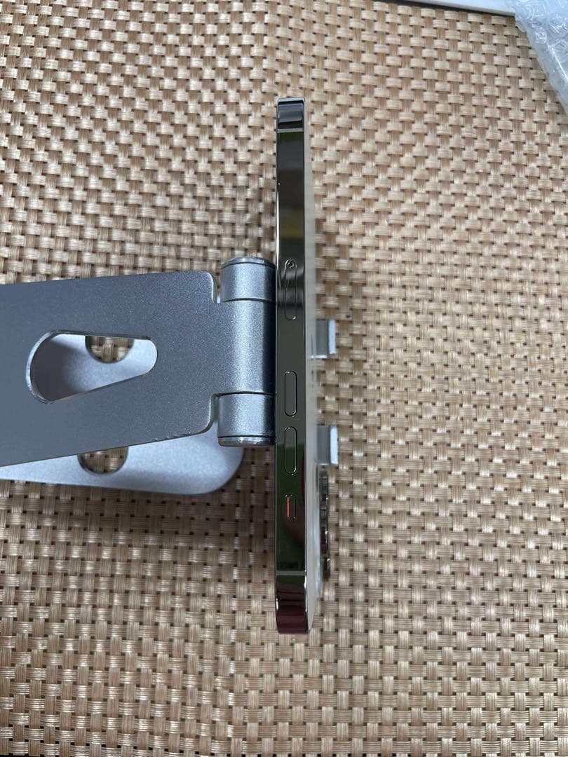 iPhone 14 Pro 128 GB ゴールドSIMフリー【3760】