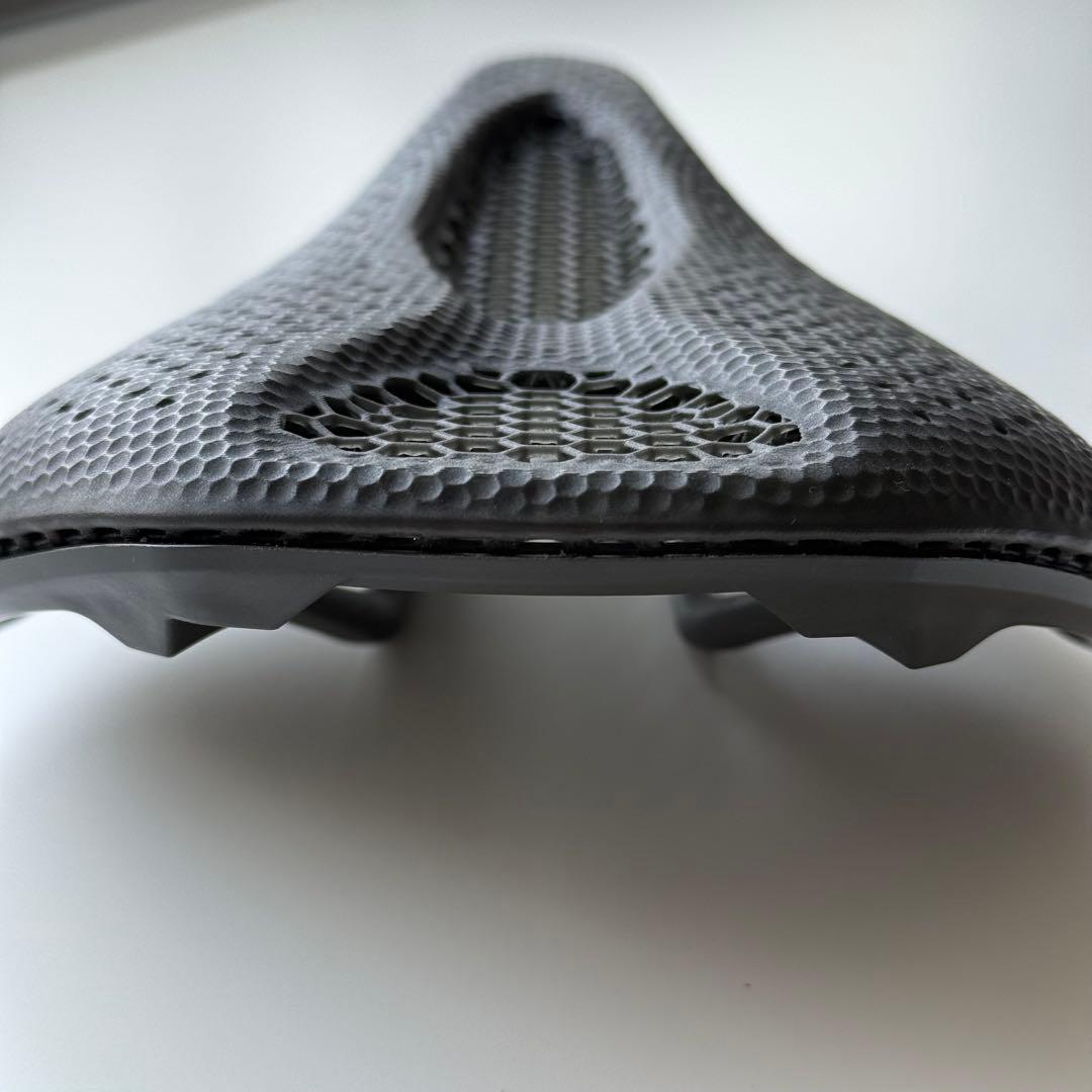 S-works power mirror サドル　143mm