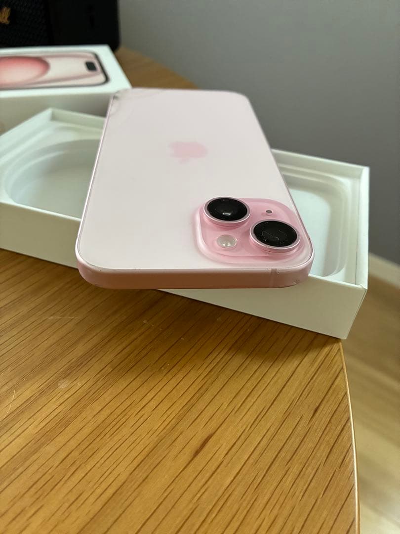 【ジャンク品】Apple iPhone 15 ピンク 本体