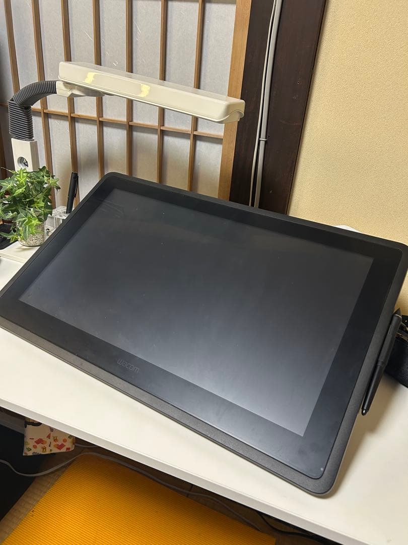 WACOM 液タブ Cintiq 22 FHD