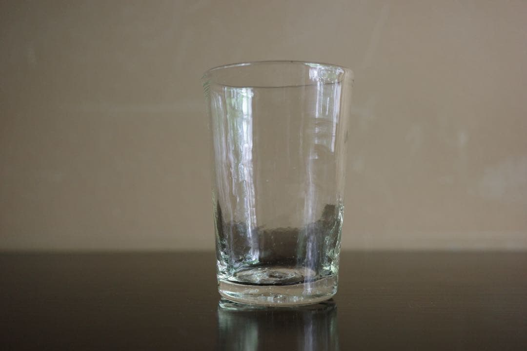 横山秀樹　コップ