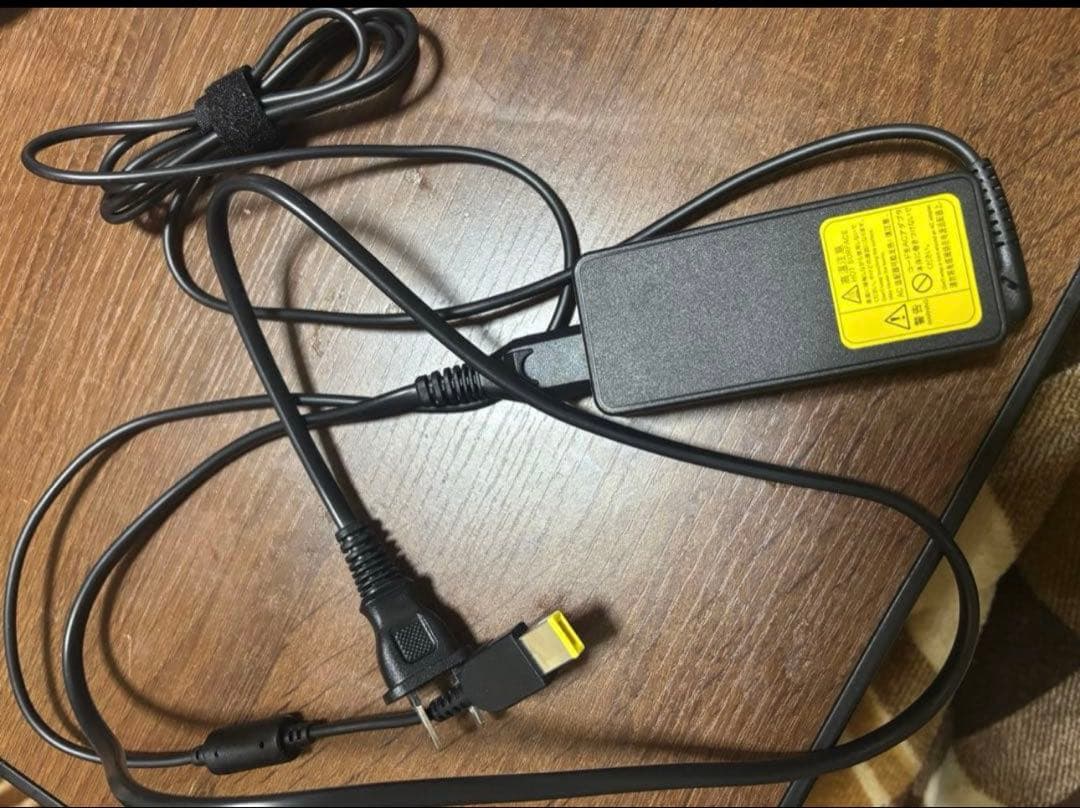 LAVIE N15 N1565/CA ［PC-N1565CAW］ 2021年秋