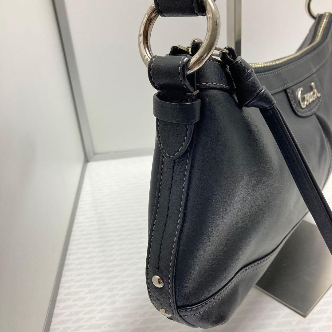 COACH ショルダーバッグ　ブラック　ボート型　 レザー　ハンドバッグ　斜め掛
