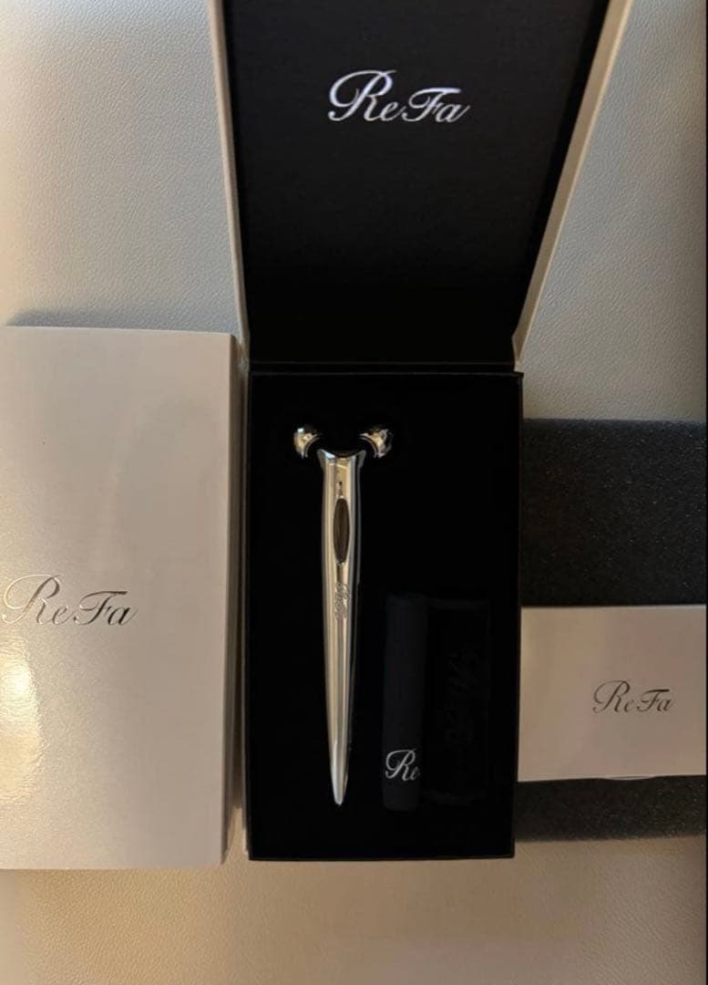 正規品【新品】リファエスカラット 箱入り refa