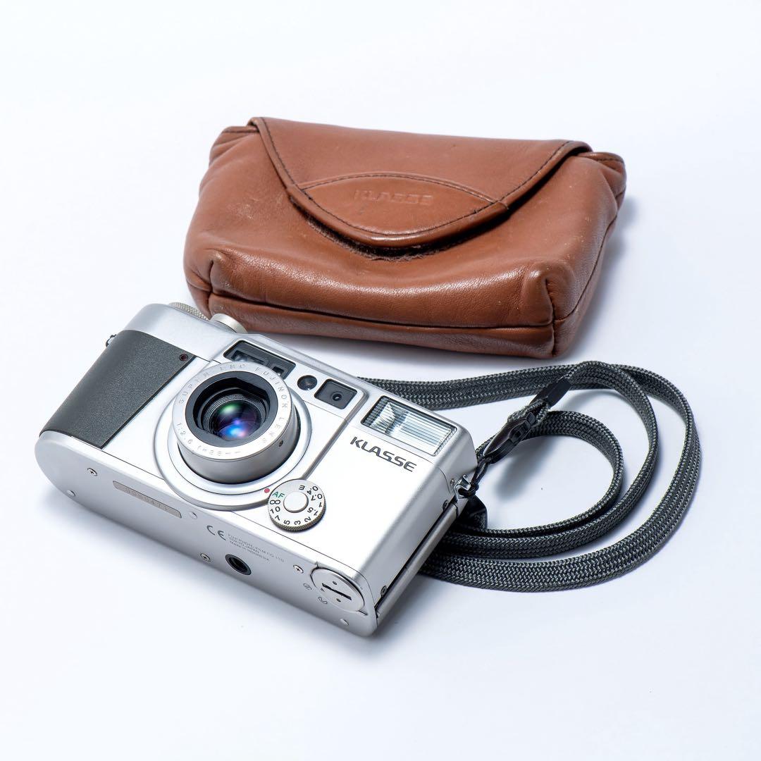 Fujifilm KLASSE シルバー コンパクトカメラ