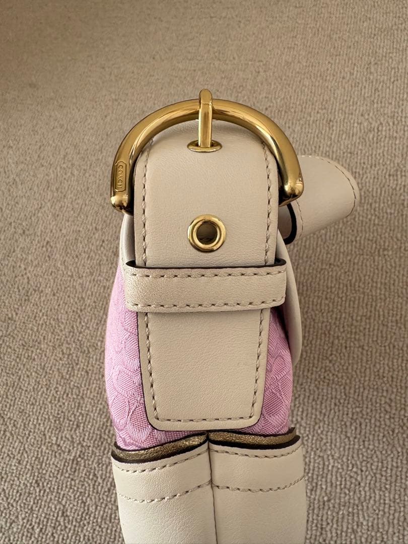 COACH ピンク ホワイト ショルダーバッグ