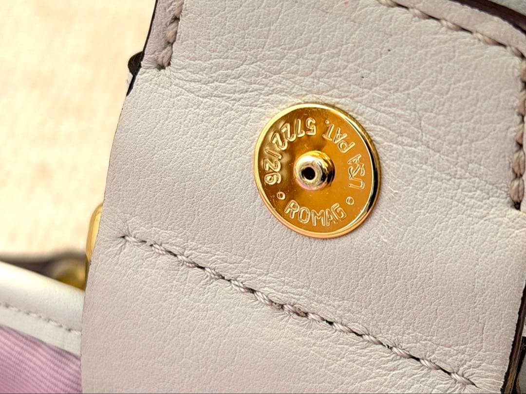 COACH ピンク ホワイト ショルダーバッグ