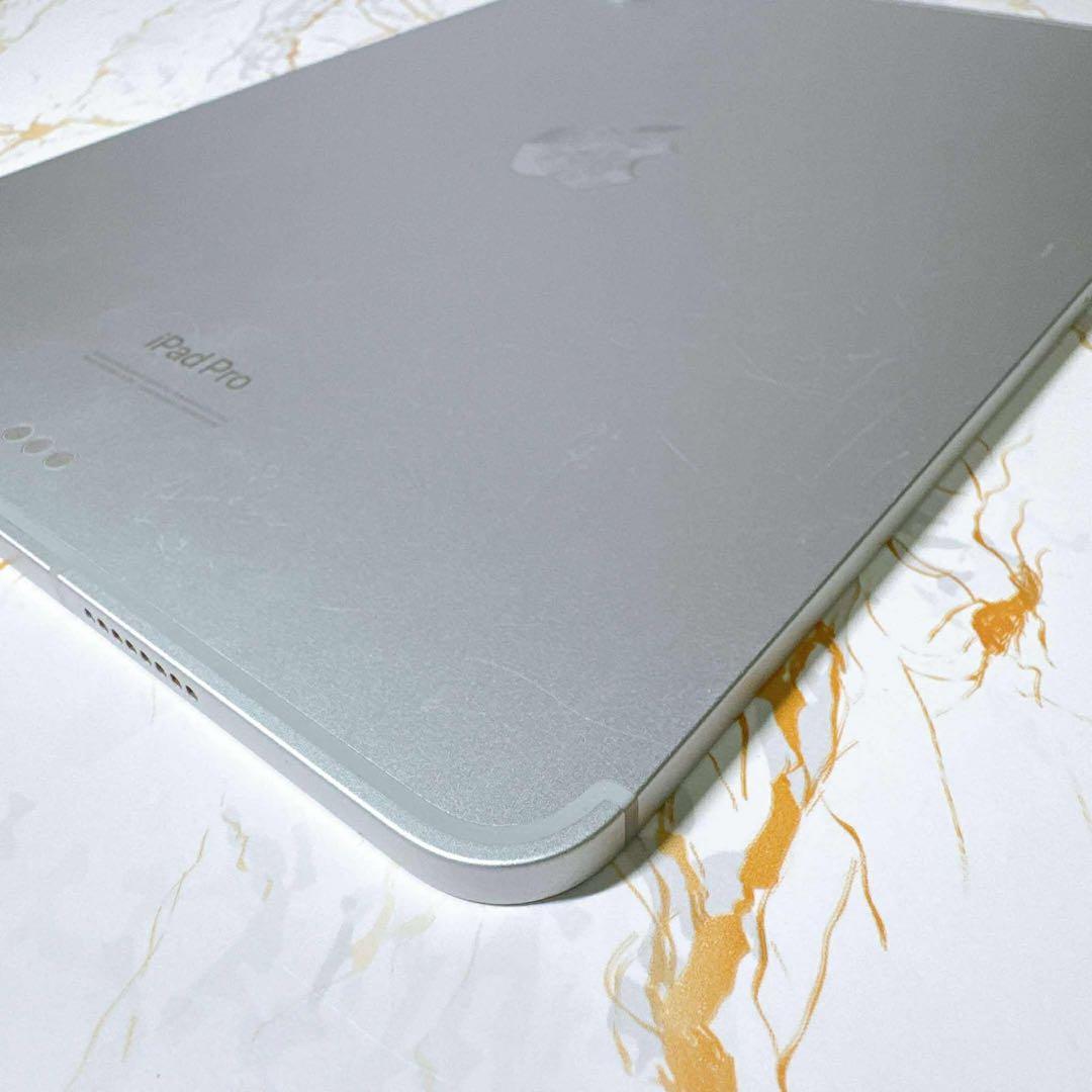 美品iPad Pro 11インチ第４世代 セルラー 128GB BT90%