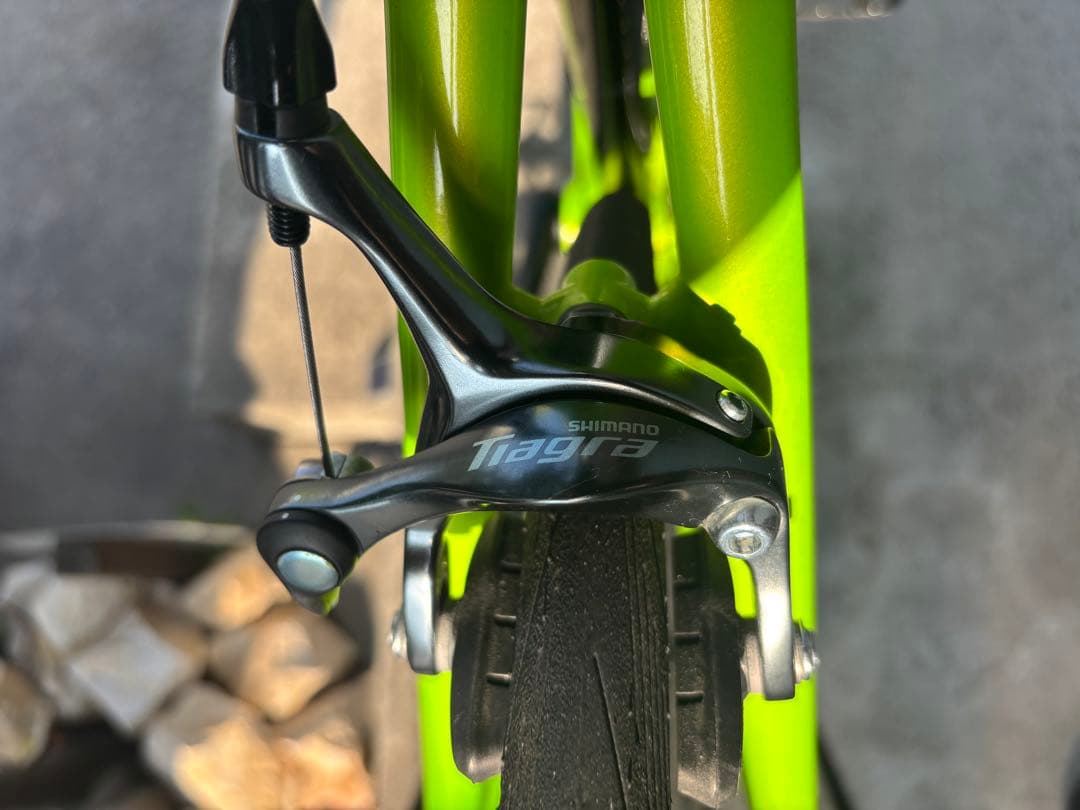 【直渡し希望】CANNONDALE CAAD12 TIAGRA ロードバイク