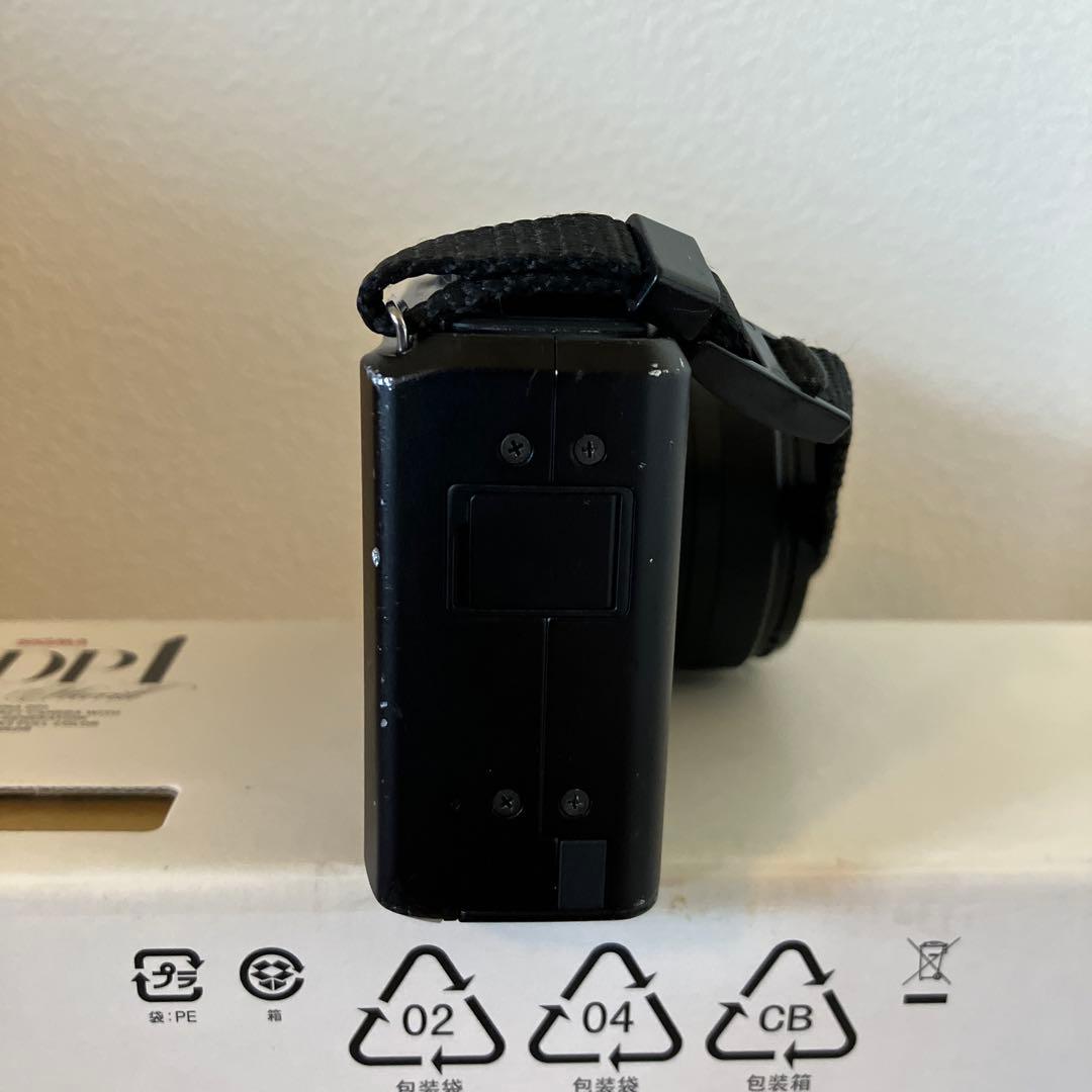 Foveonセンサー最高画質 即戦力付属品完備SIGMA DP1 Merrill