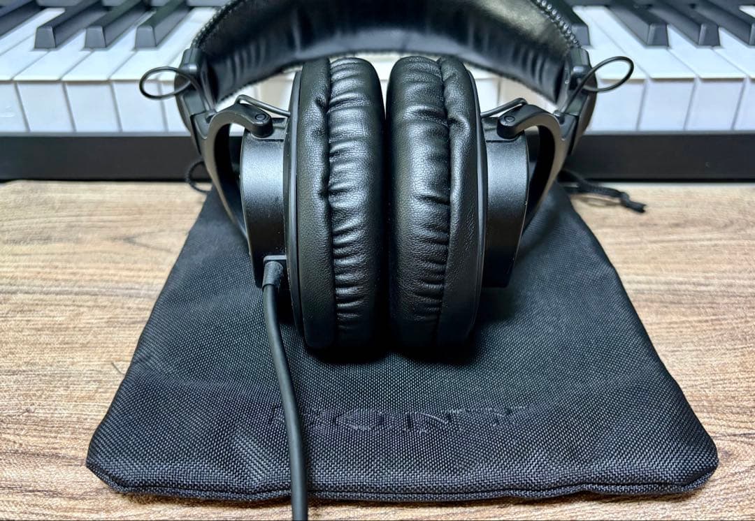 【付属品あり】SONY MDR-7506 スタジオモニターヘッドフォン