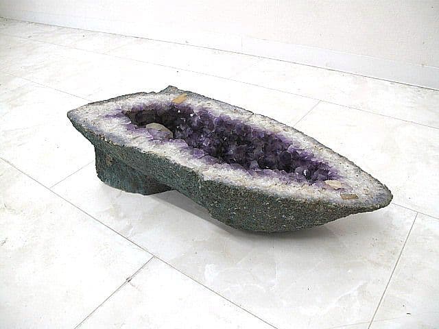 アメジストドーム　重量19kg高さ51cm 　紫水晶 風水 天然石 インテリア