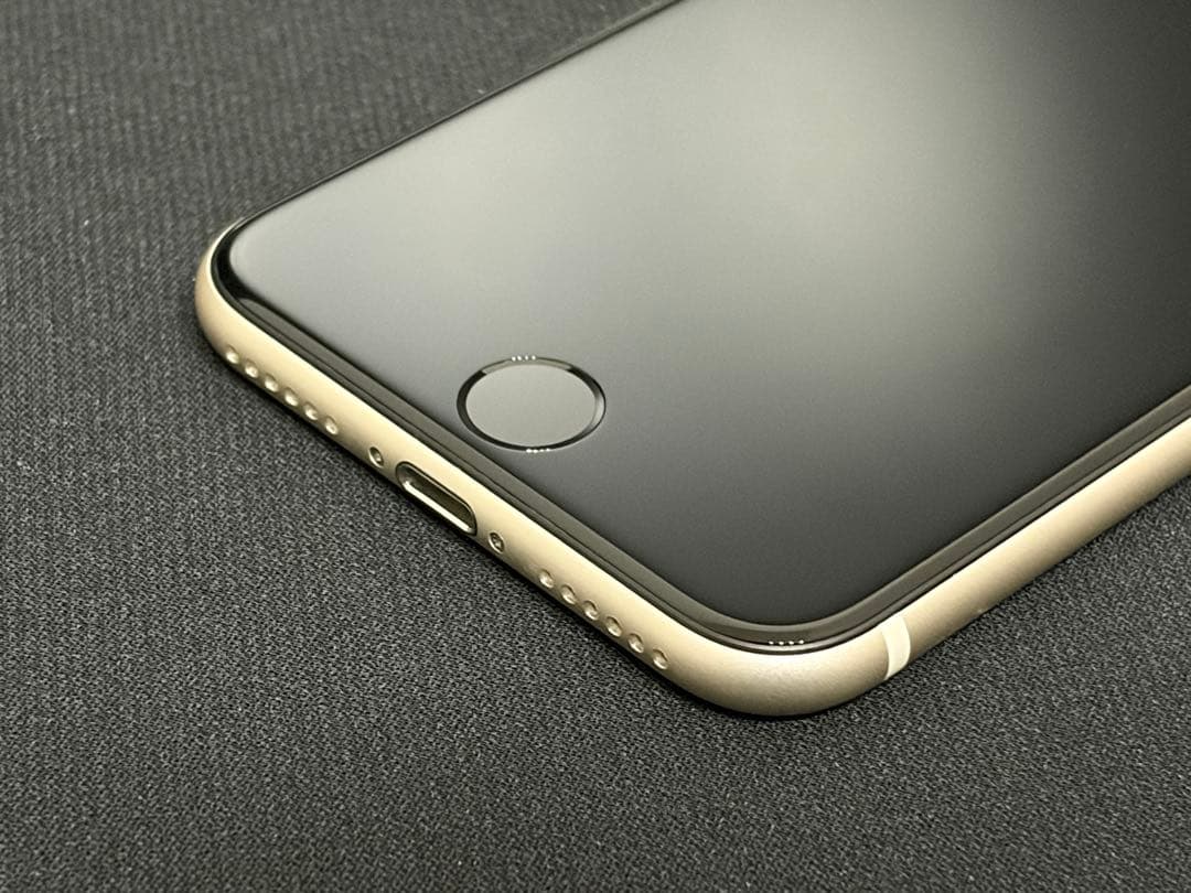 iPhone SE (第3世代) スターライト 128GB