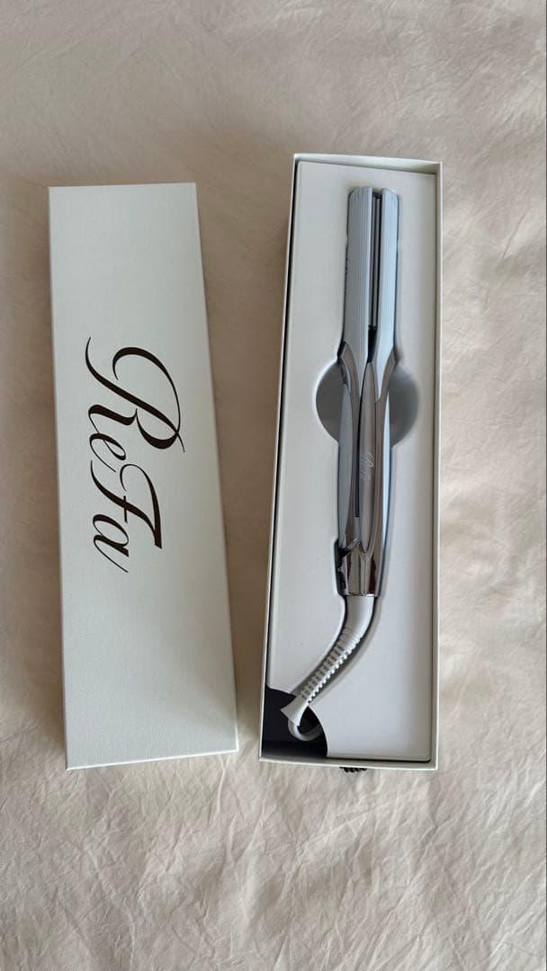 新品未使用 リファストレートアイロン プロ