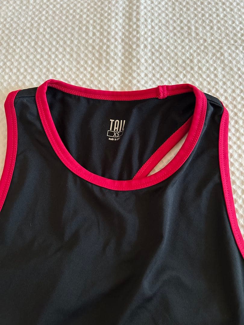 テイル　テニスウェア　上下セット　US-XSサイズ
