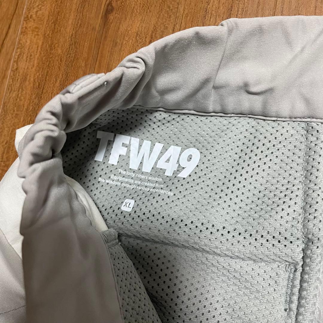 TFW49 セットアップ　XL ゴルフ ホワイト　グレー