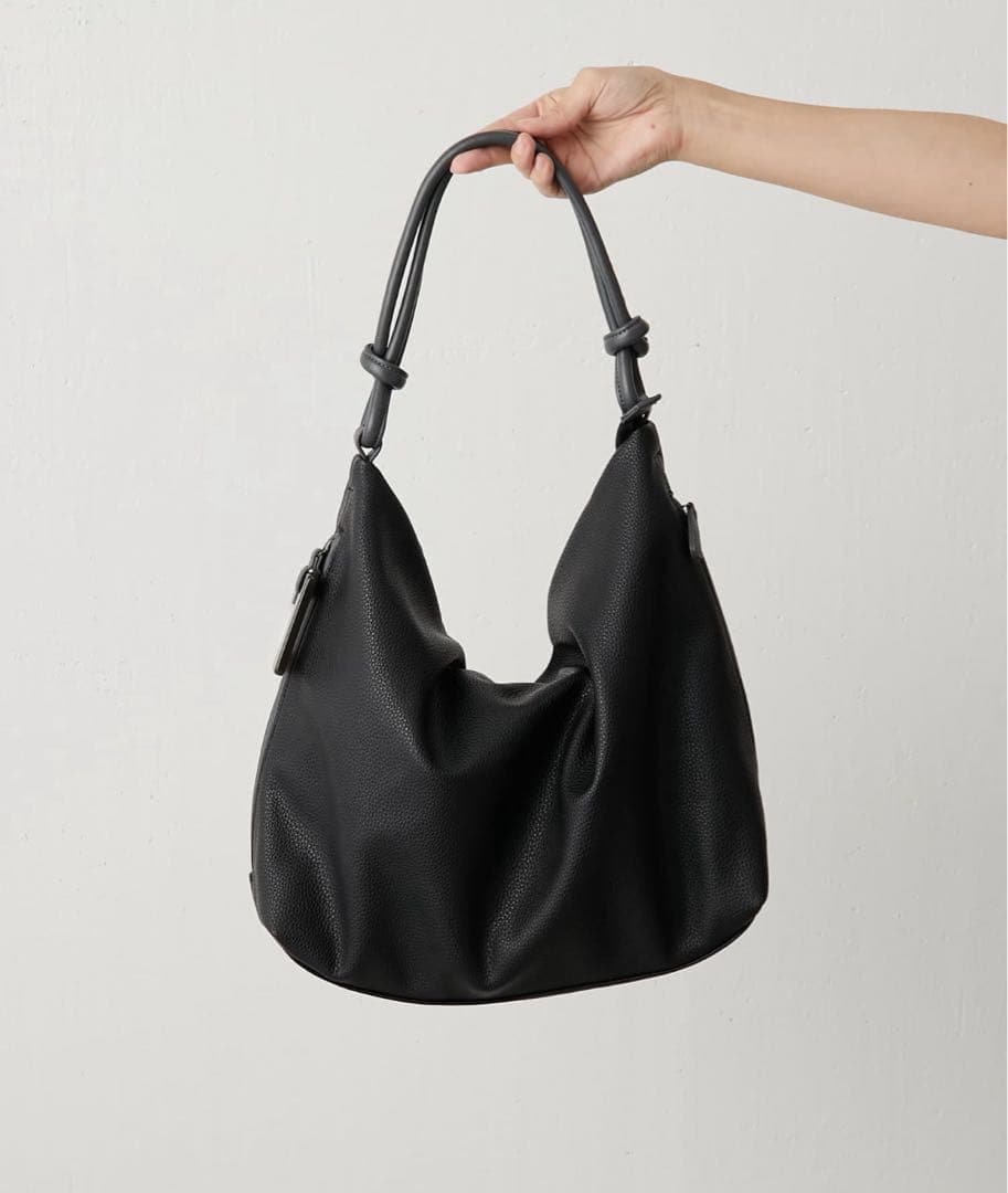 【新品未開封】イアパピヨネ樹脂パーツワンハンドルバッグセレモニー通勤