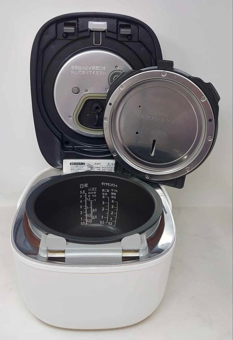 TOSHIBA 真空圧力IHジャー炊飯器 5.5合炊き RC-10VSP