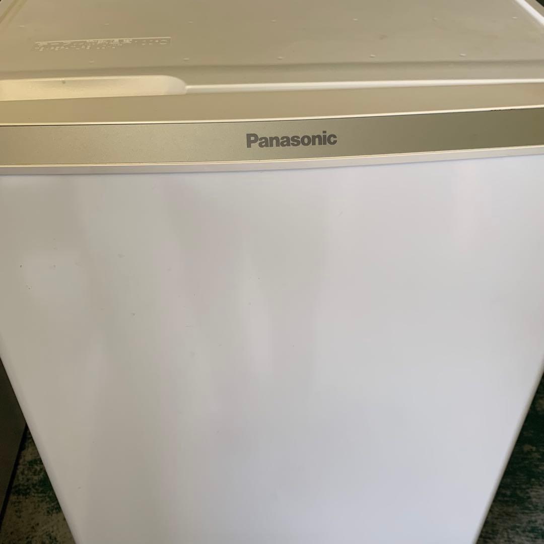 9h34 2019年製 138L 2ドア冷蔵庫 NR-BW14CJ-W 単身用