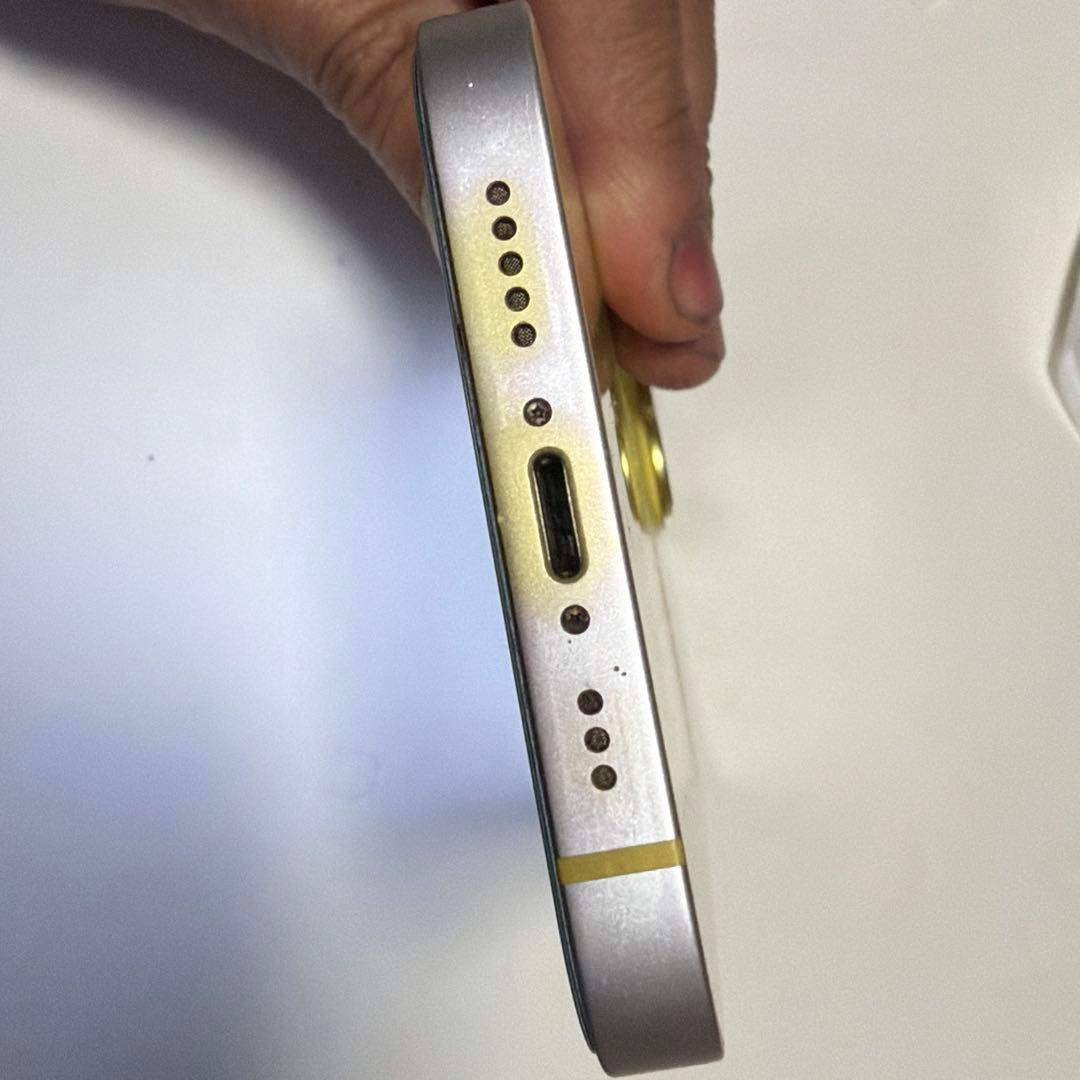 iPhone14 イエロー