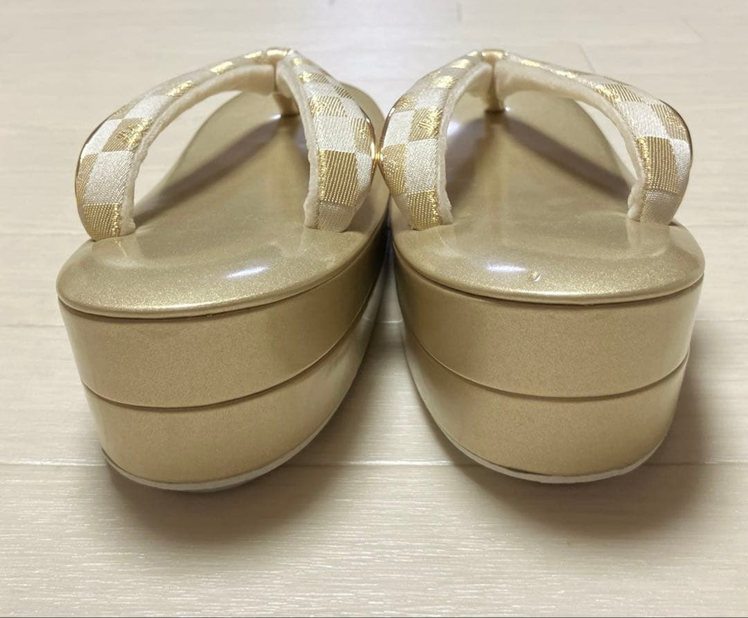 《未使用》草履バッグセット　市松模様　ゴールド