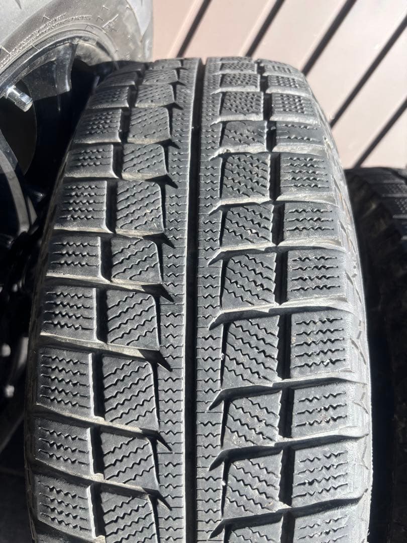 スタッドレスタイヤ・ホイール4本セット195/65R15 ブラックホイール送料込