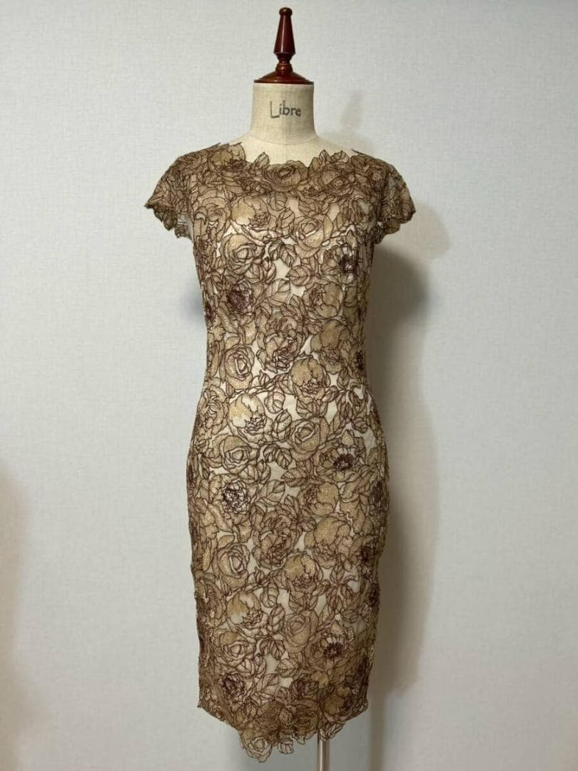 tadashi shoji ベージュレースタイトワンピース