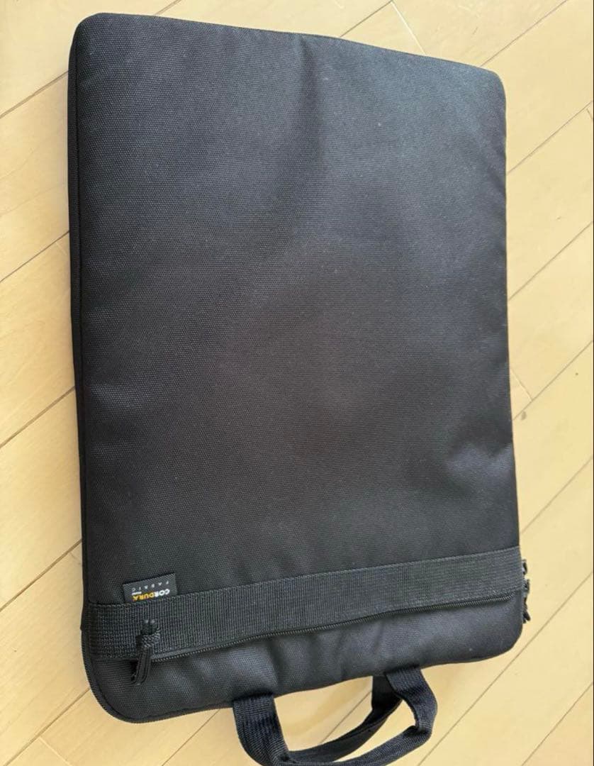 MacBook air ミッドナイト　M2チップ搭載