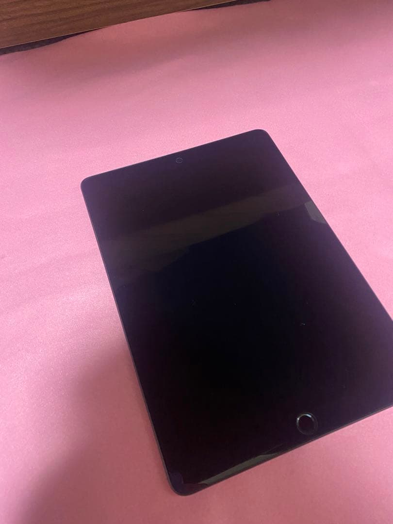 Apple iPad 第9世代 WiFiモデル スペースグレー