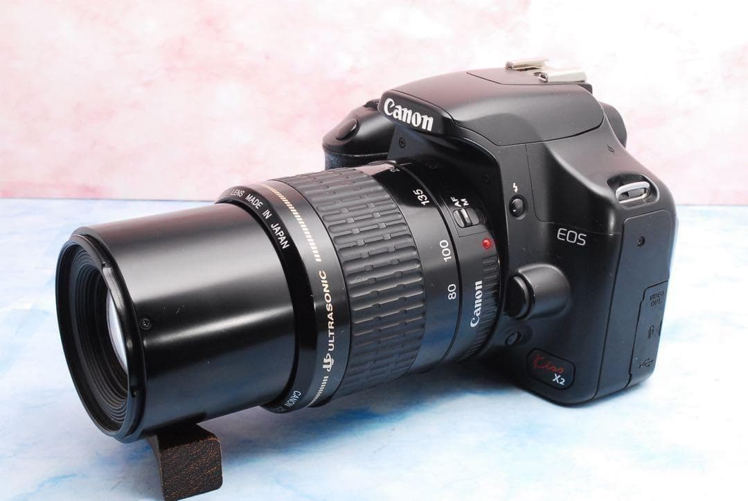 キャノン Kiss X2☆バッグ付☆望遠レンズ付Wレンズ☆一眼レフカメラ