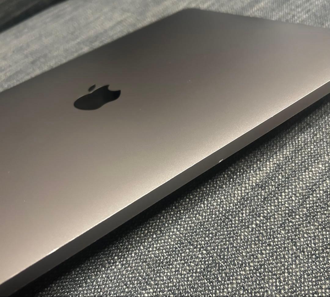 【美品、箱あり】Macbook pro(2020 M1) 8GB/256GB