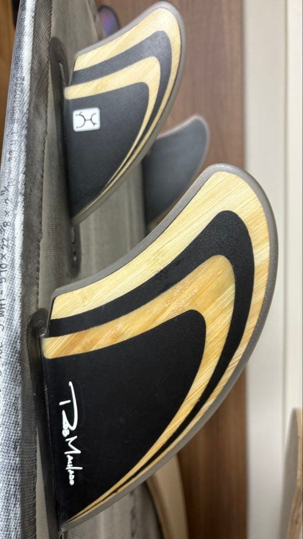 firewire seaside 5’10” volcanic fin付属