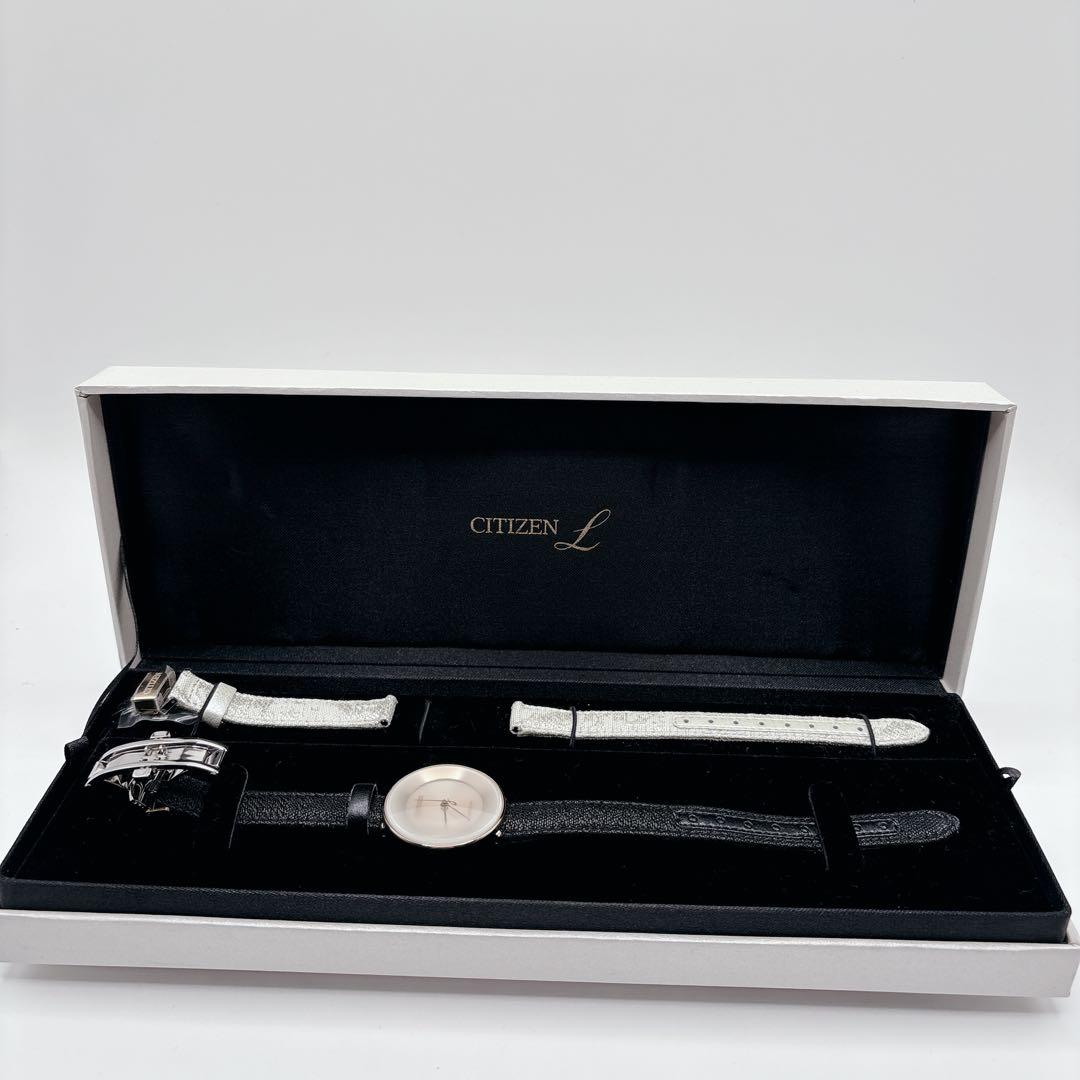 未使用級CITIZEN L Ambiluna エコドライブ 藤本壮介 定価18万