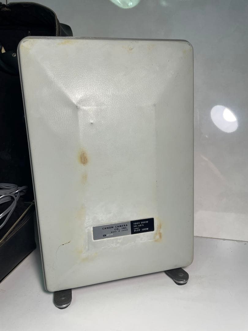 Canon 8mm映写機 AUTO PROJECTOR 8Z ケース付 希少