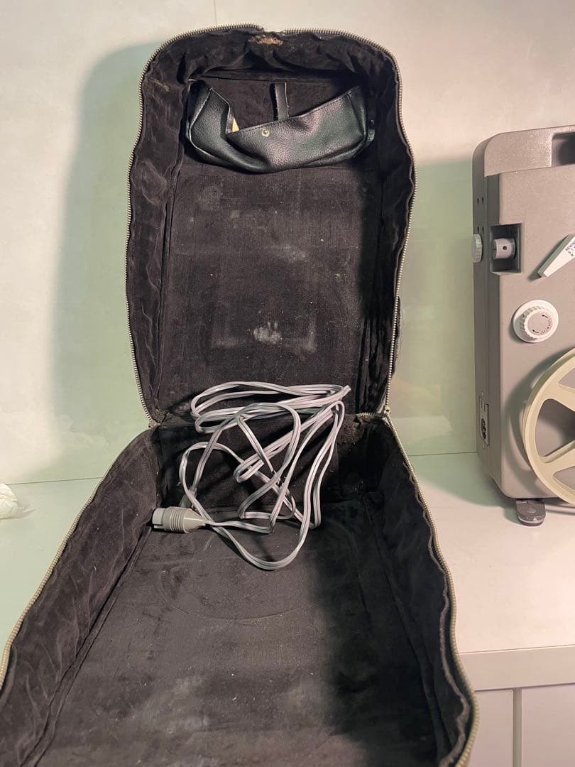 Canon 8mm映写機 AUTO PROJECTOR 8Z ケース付 希少